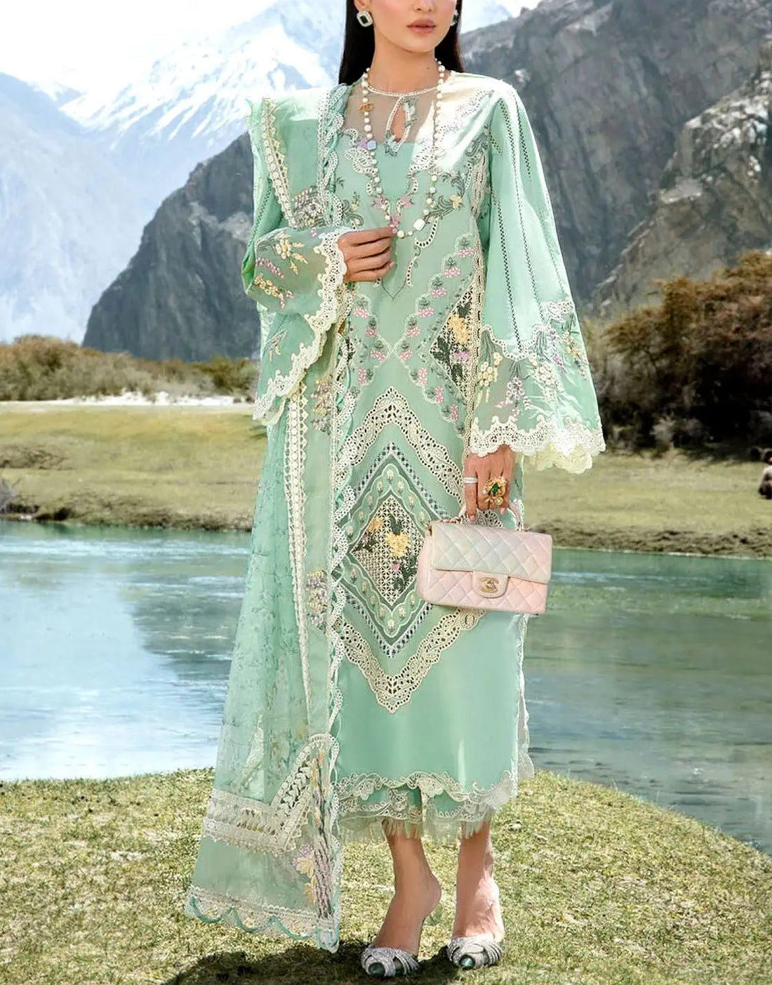 Luxurious Schiffli Embroidered EID Lawn Dress with Emb. Khaddi NET Dupatta