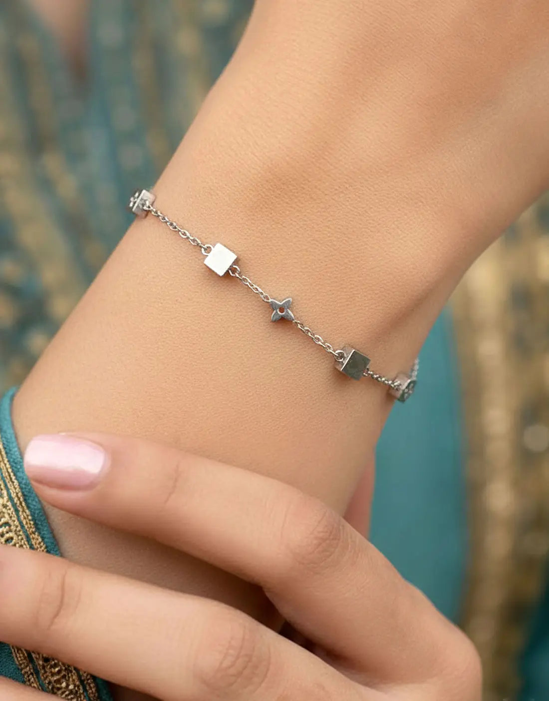 Silver Plated Stainless Steel Fashion Bracelet for Girls