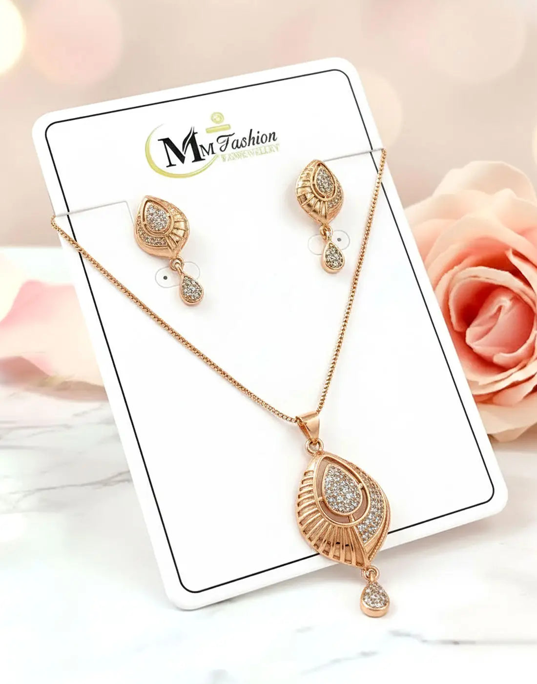 Elegant Teardrop Shape Golden Necklace & Earrings Set for Girls