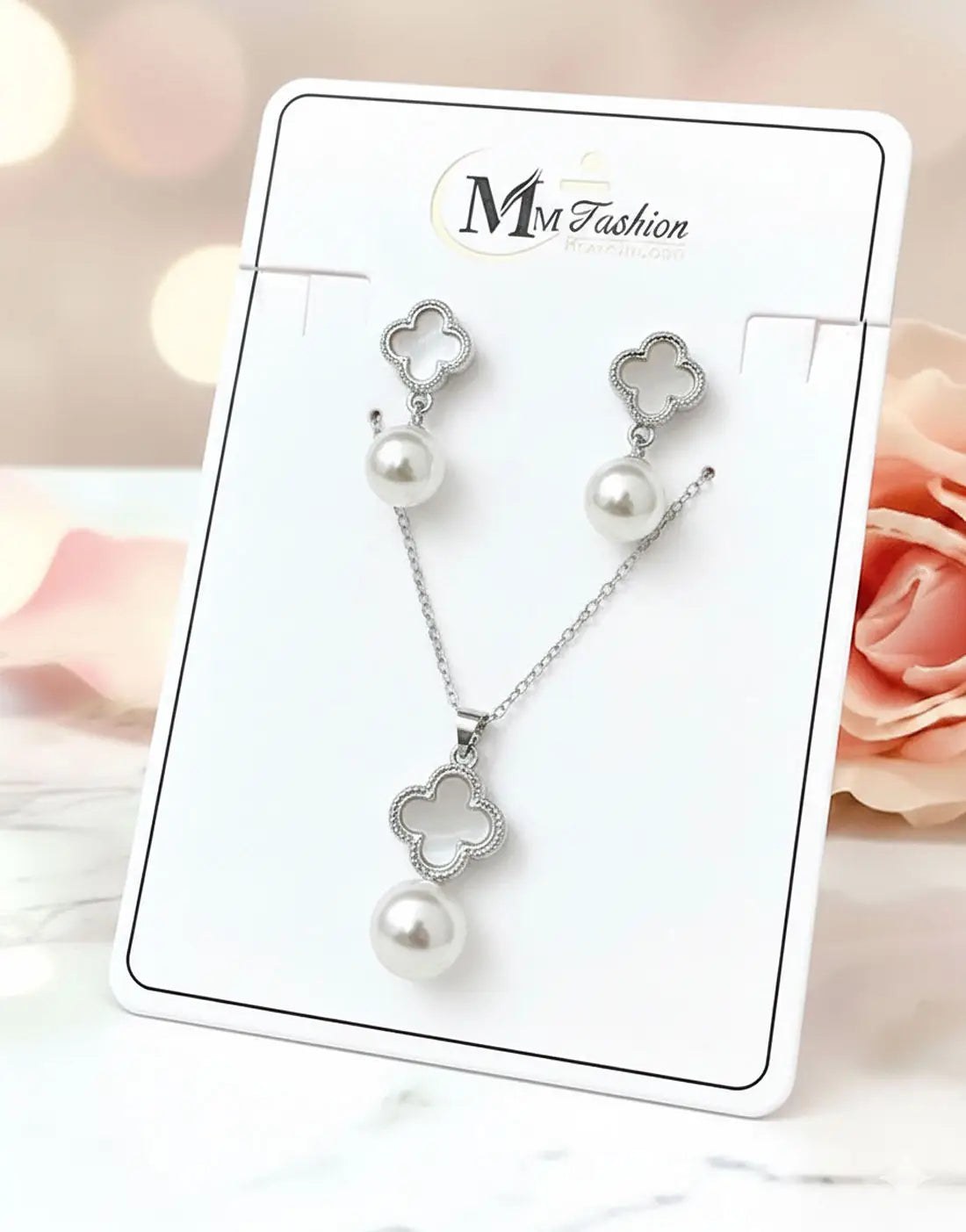 Elegant 4 Clover & Pearl Design Necklace Set with Earrings