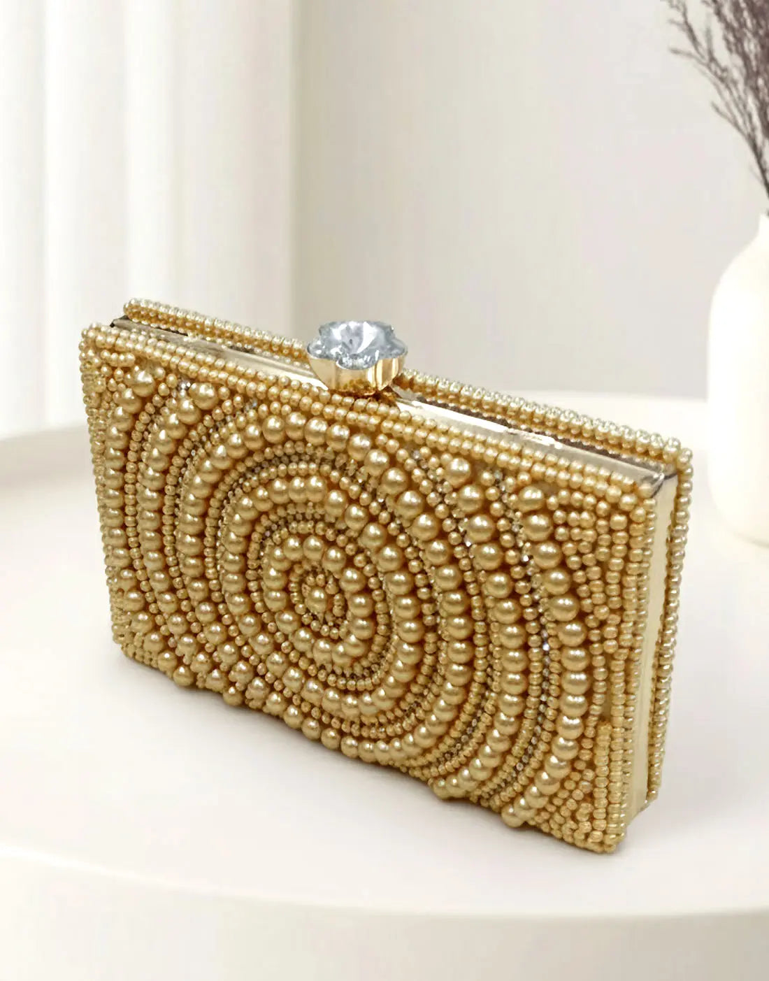 Exquisite Golden Beaded Clutch Bag – Geometric Design for Weddings