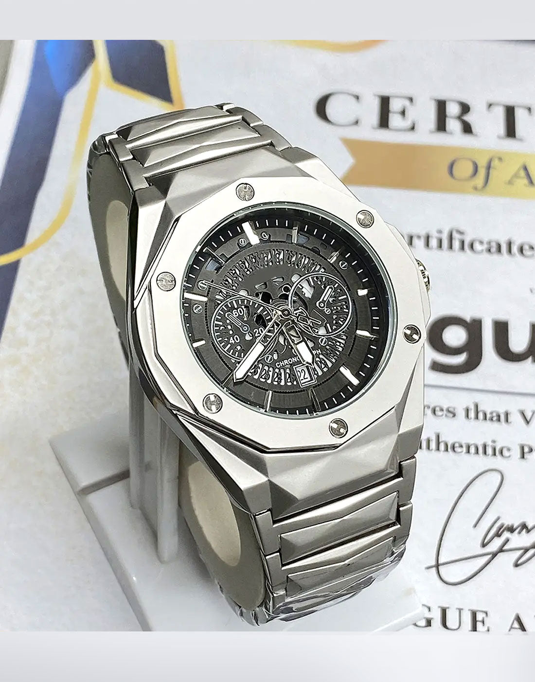 Luxury Diamond Cut Skeleton Men's Watch with Stainless Steel Chain