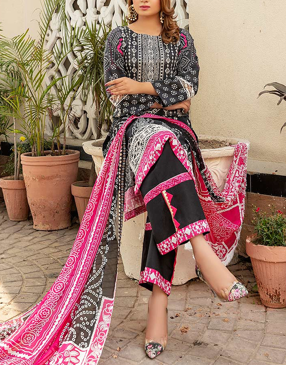 Star Classic Lawn with Lawn Dupatta