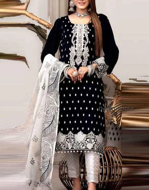 Heavy Embroidered Black Lawn Dress 2024 with Embroidered Organza Dupatta