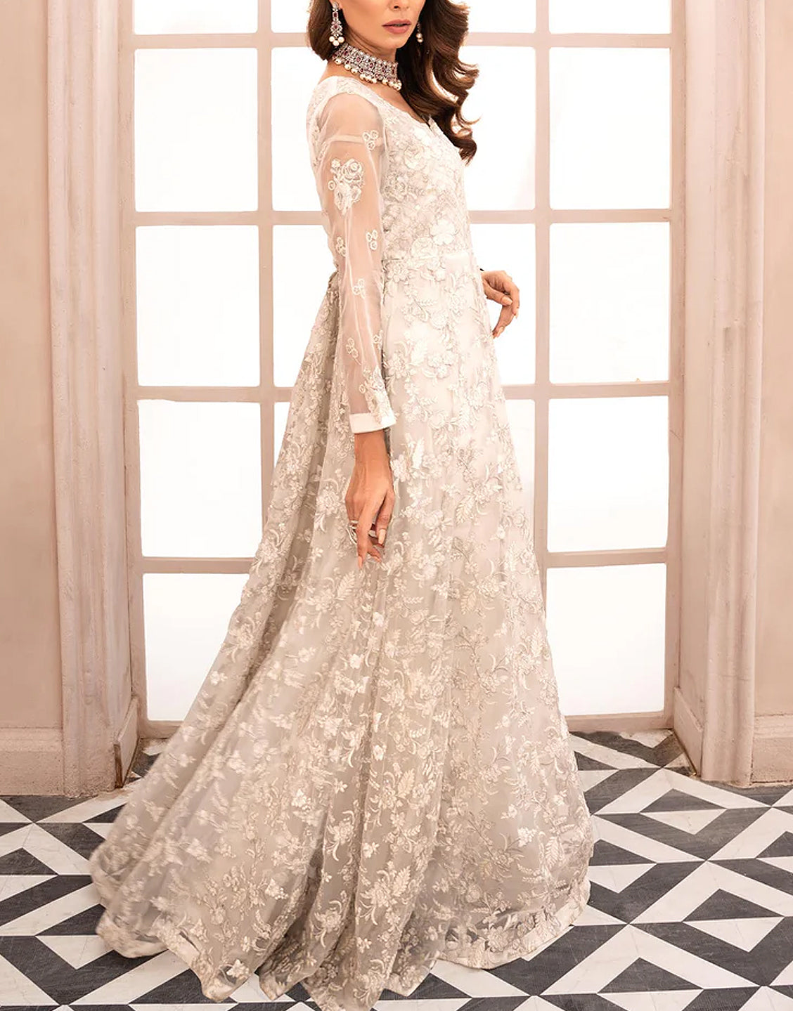 Elegant Heavy Embroidered White Chiffon Wedding Dress