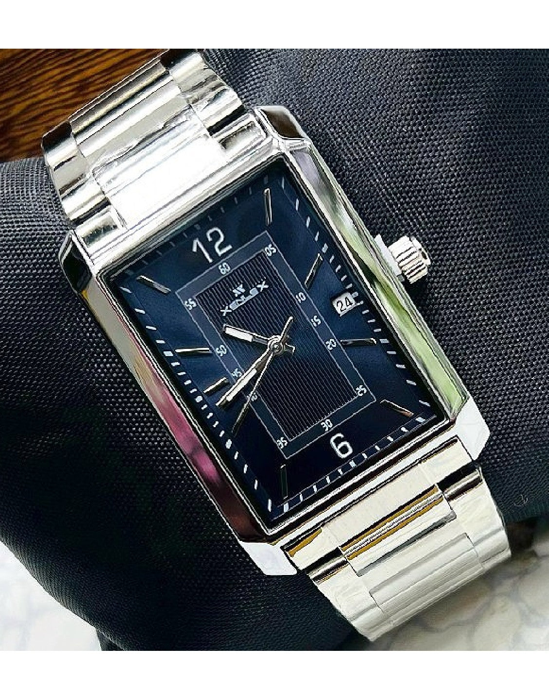 Xenlex Men's Casual Wear Date Dial Watch