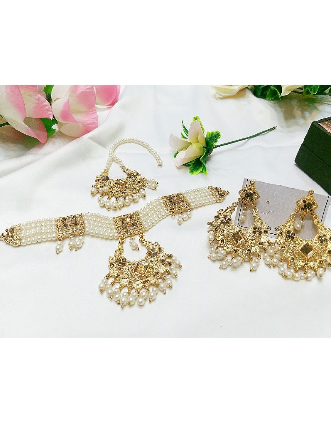 Faux Pearl Bridal Choker Set with Earrings & Teeka