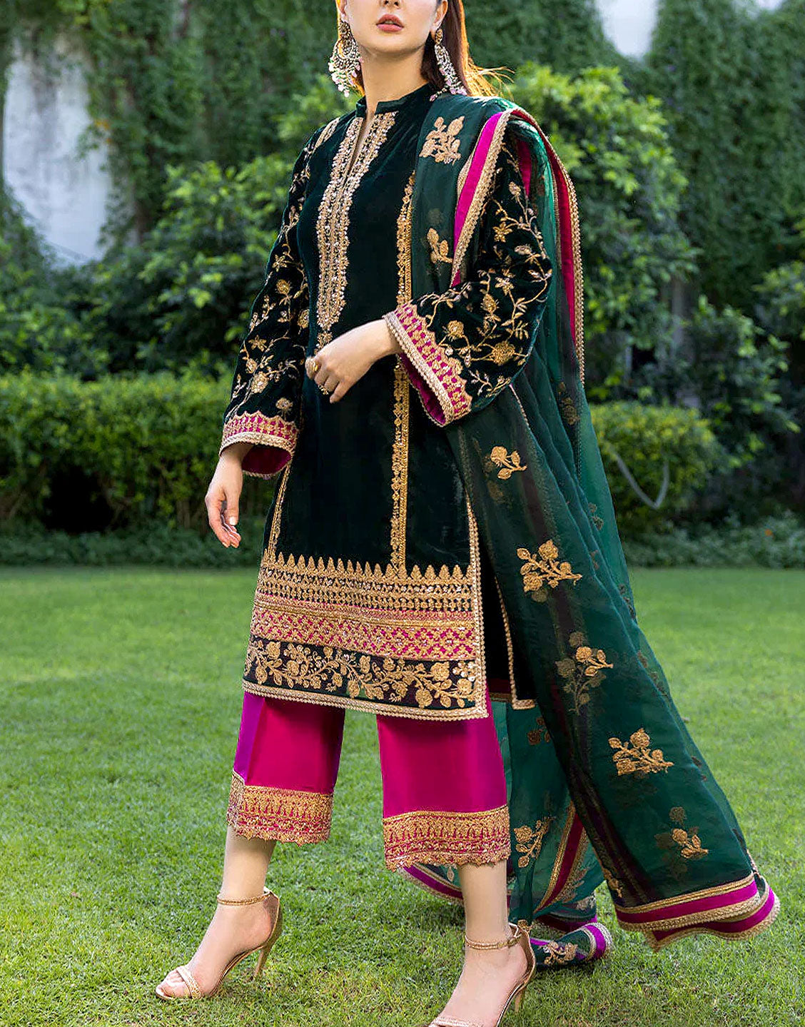 Luxury Embroidered Green Velvet Dress with Organza Dupatta