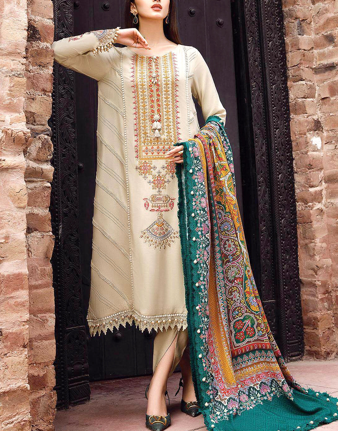 Heavy Embroidered Lawn Suit with Diamond Organza Dupatta