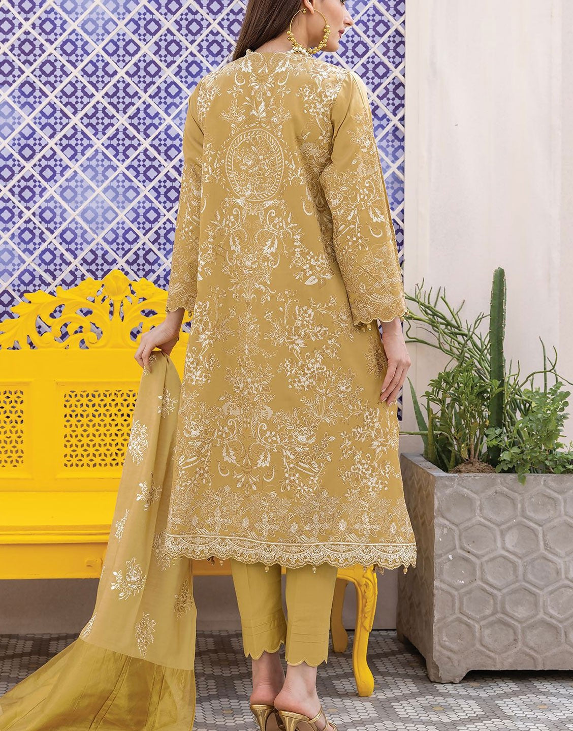 Khaadi 3 Piece Embroidered Cotton Satin Suit | BCS240206