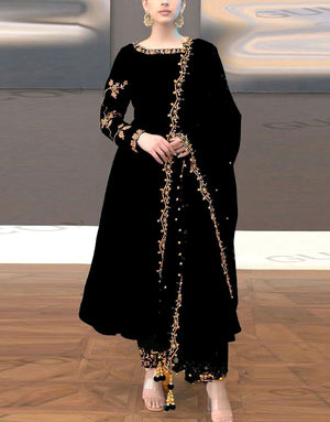 Decent Embroidered Velvet Black Wedding Dress with Organza Dupatta