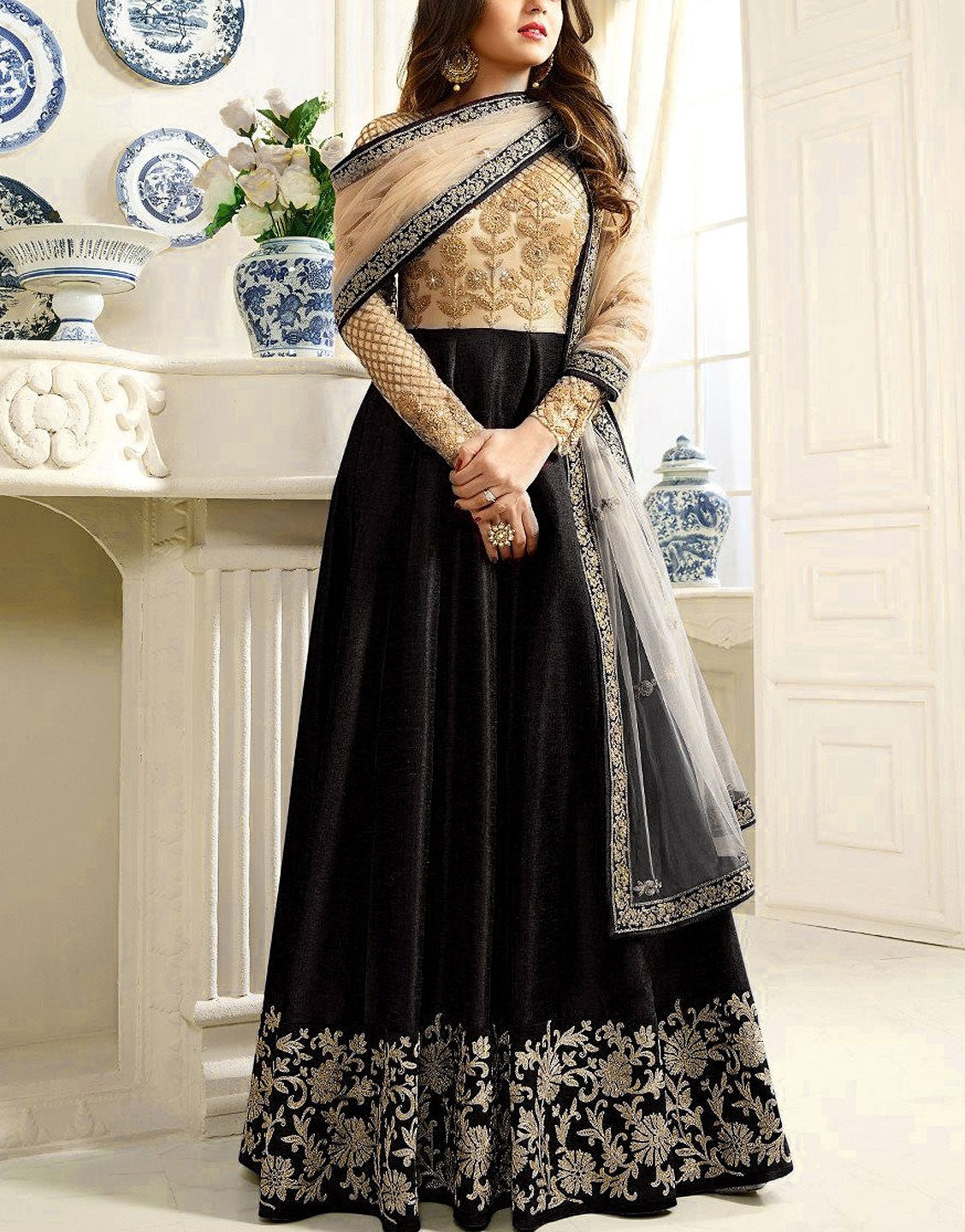 Indian Embroidered BLACK Chiffon Maxi Dress Best Price Online in Pakistan Indian Embroidered BLACK Chiffon Maxi Dress Best Price Online in Pakistan