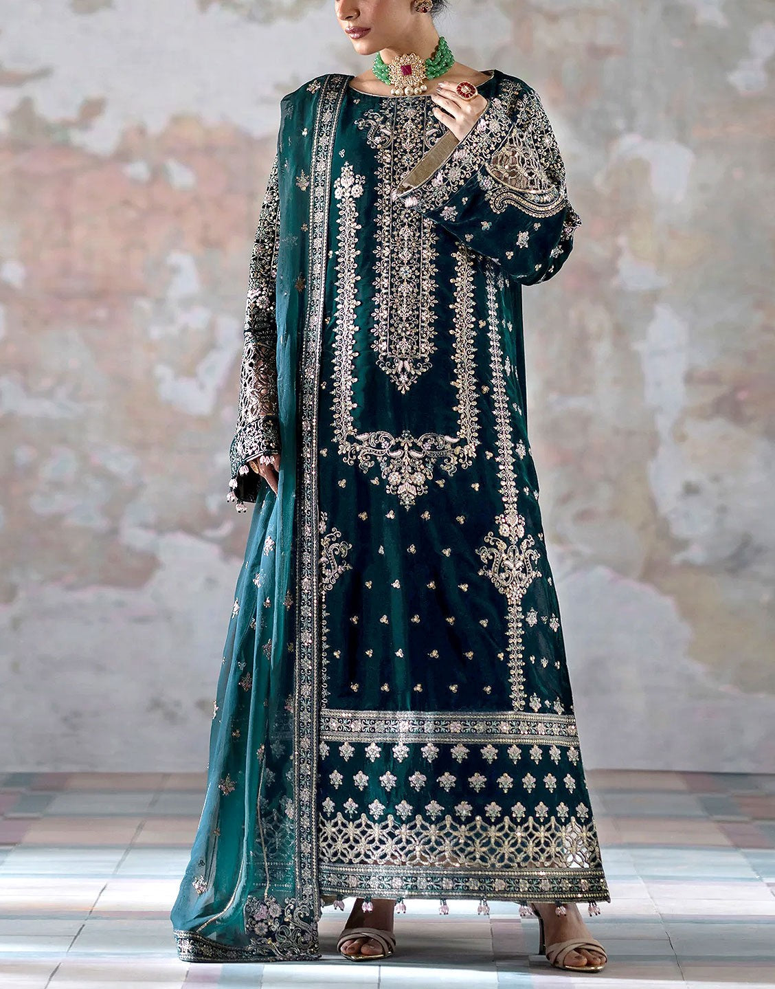 Heavy Embroidered Velvet Dress with Embroidered Organza Dupatta