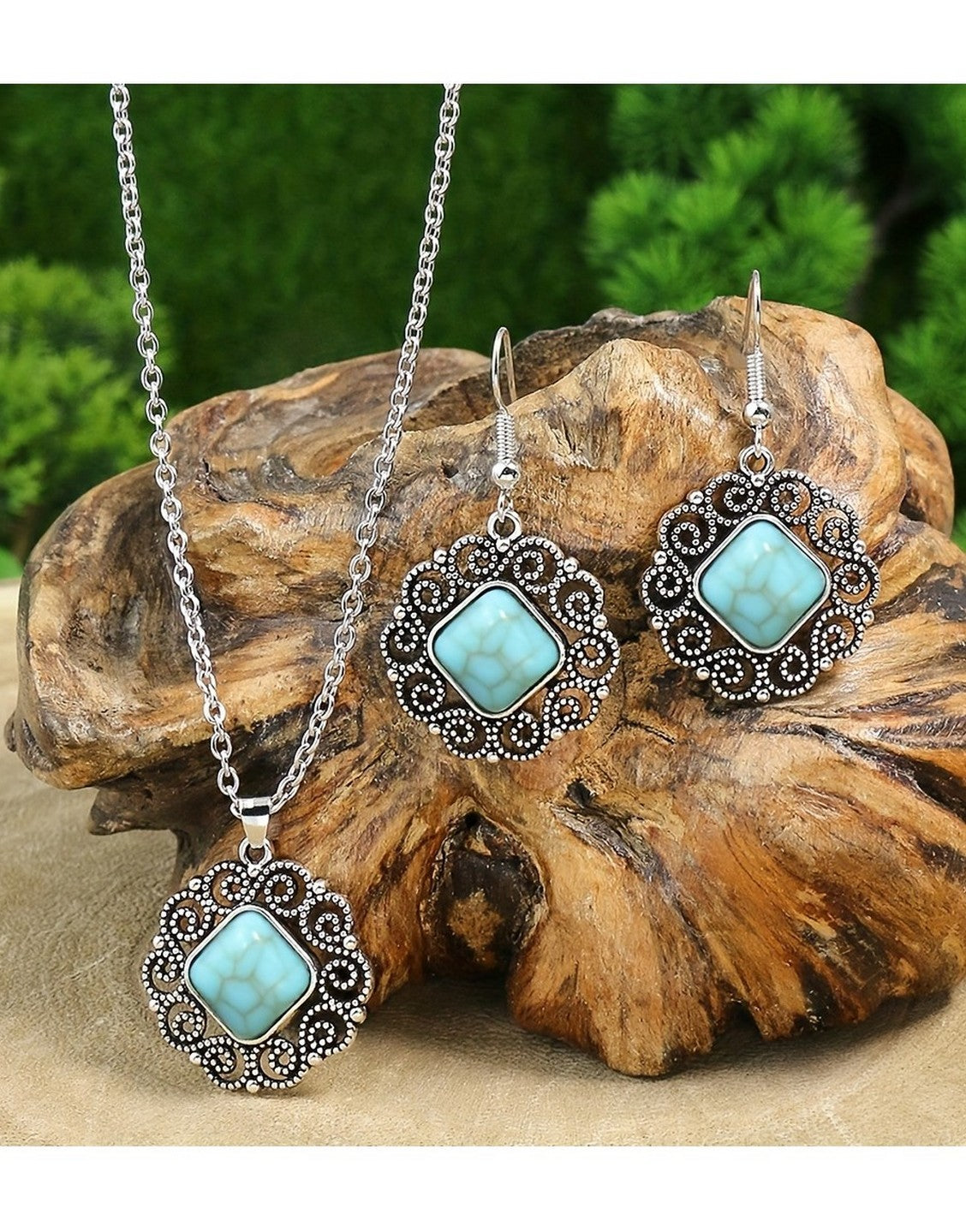 Vintage Silvery Rectangular Turquoise Necklace with Earrings Set