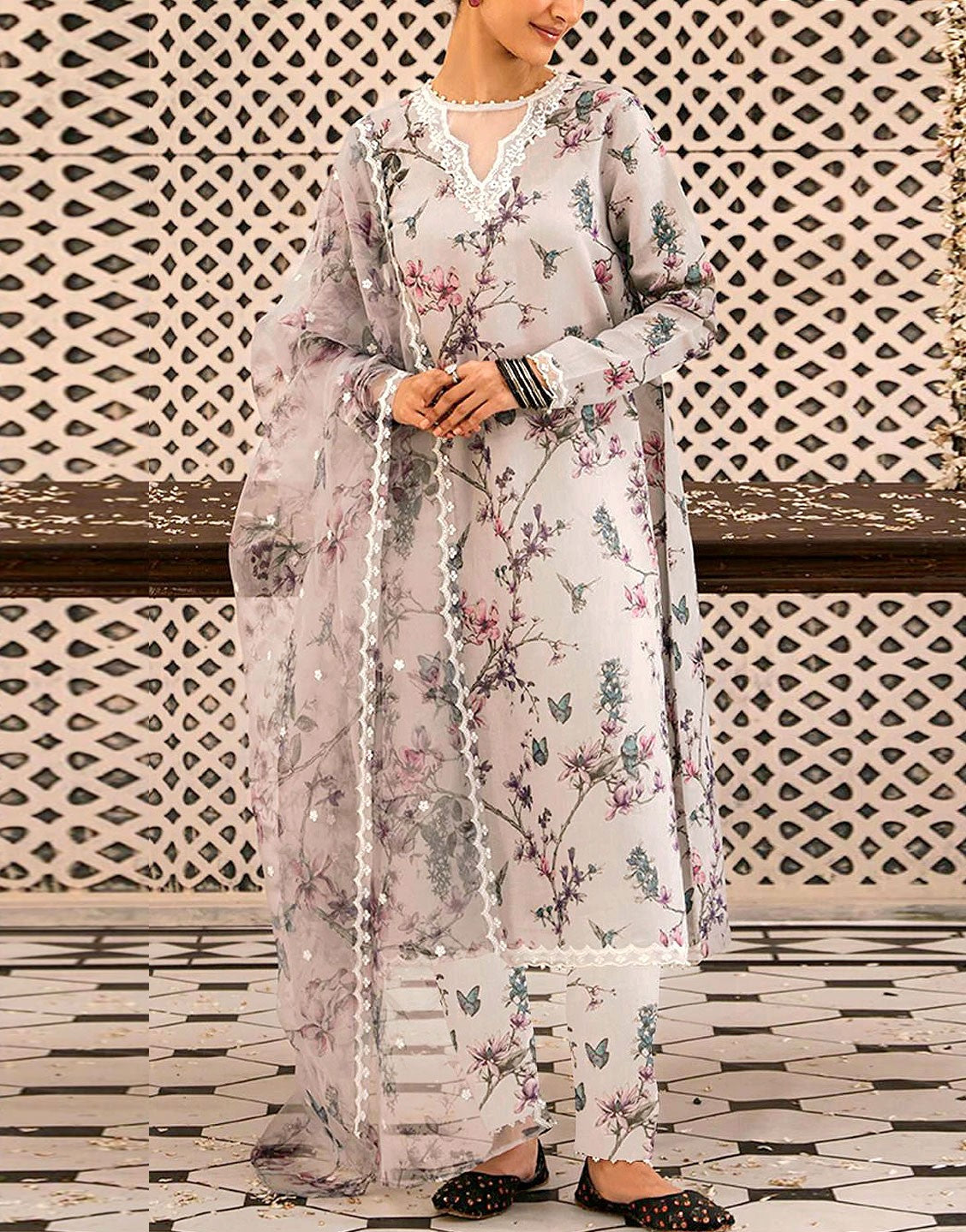 Elegant Embroidered Lawn Suit  with Organza Dupatta