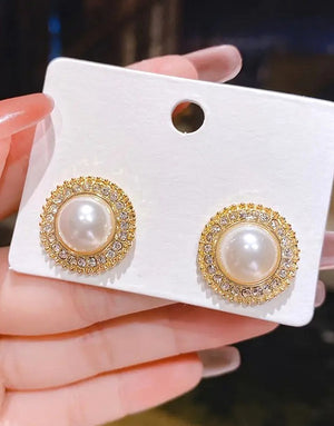 Sparkling Round Shaped Imitation Pearls & Rhinestones Stud Earrings