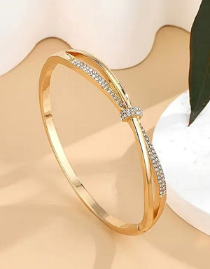 Luxury Golden Bangle Bracelet with Synthetic Rhinestones for Girls