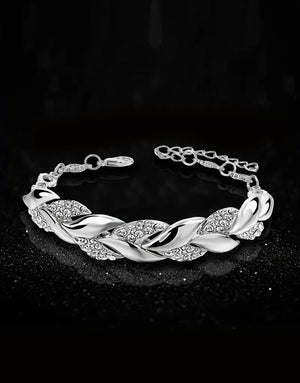 Luxurious Design Silver Trendy Bracelet for Women