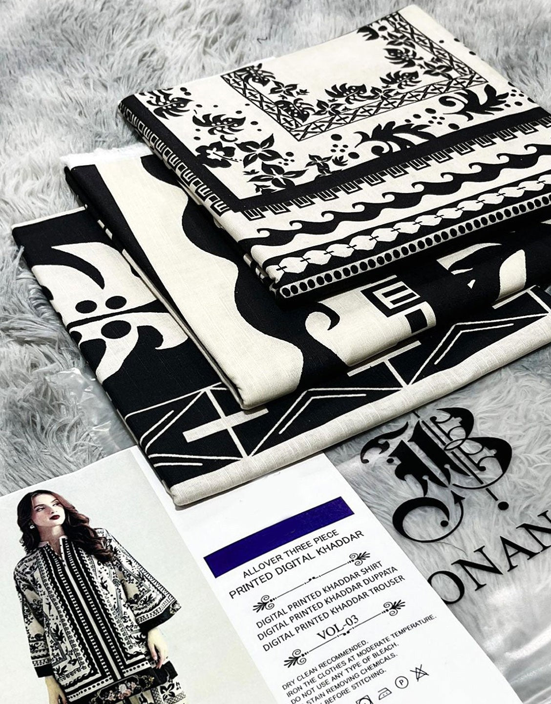 IB Angan All-Over Digital Print 3-Piece Khaddar Suit