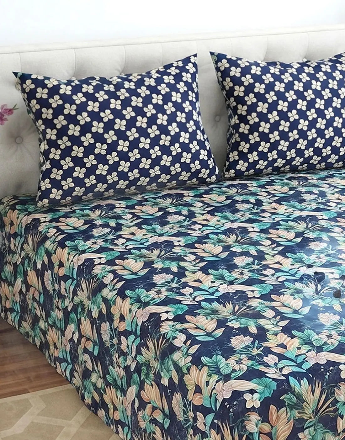 Salonika 3-Piece Mix Cotton King Size Bedsheet with Pillow Covers