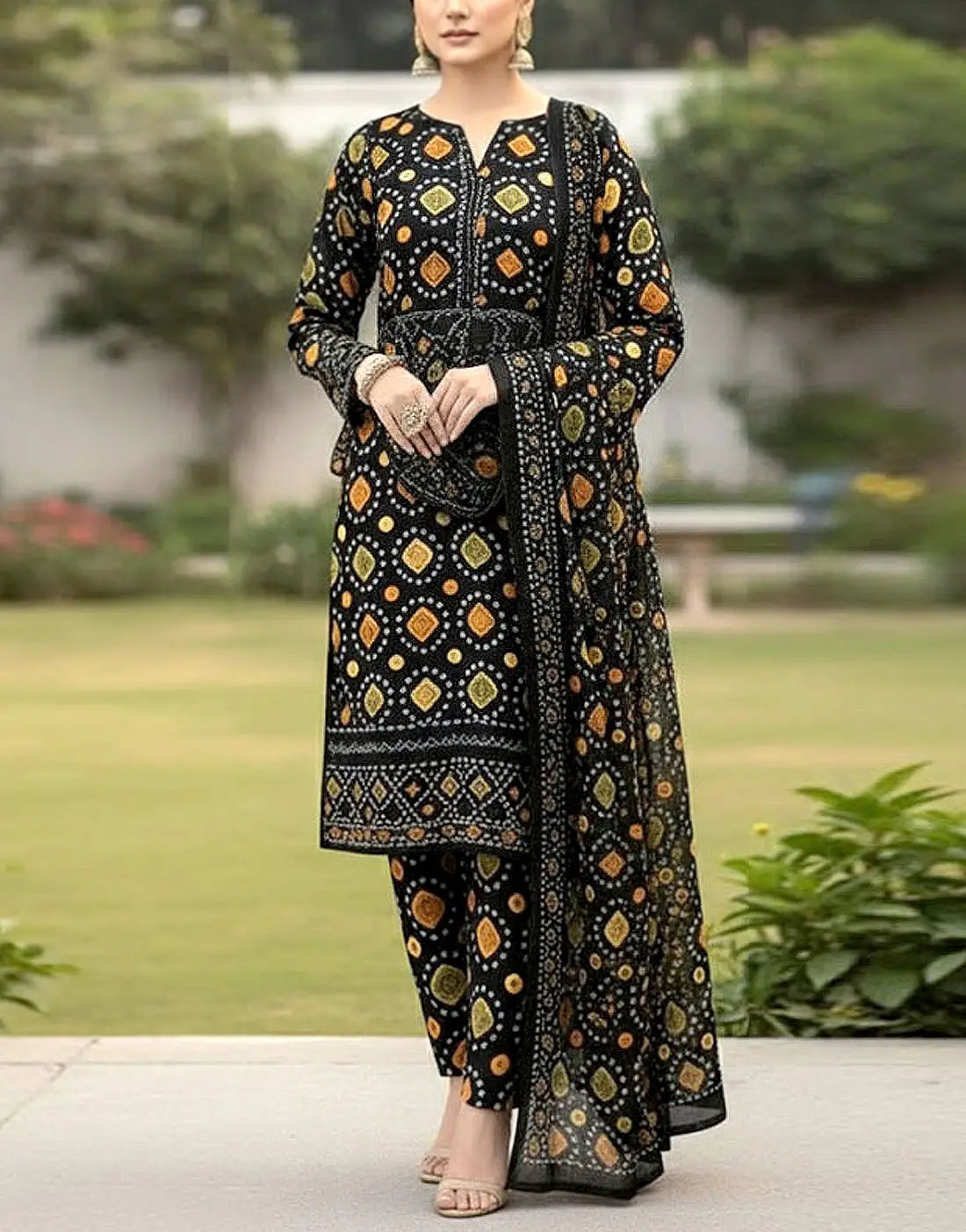Stylish All-Over Digital Chunri Print Lawn Suit for Daily and Party Use