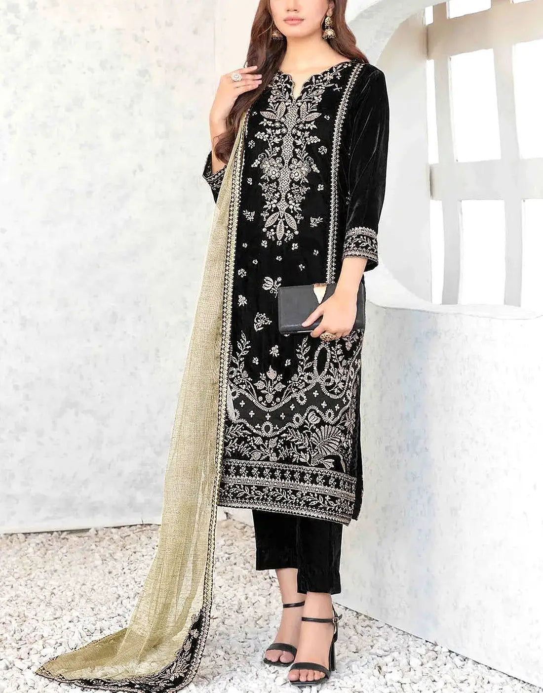 Sophisticated Luxury Embroidered Black Velvet Formal Dress for Weddings & Parties