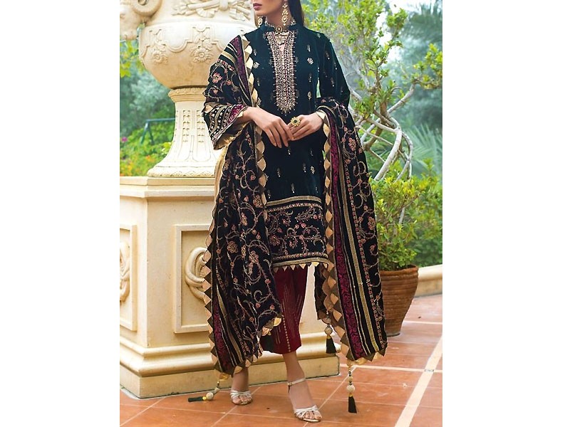 Pakistani Winter Wedding Dresses Collection 2025