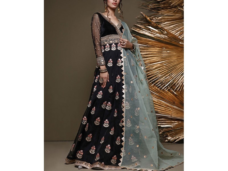 Zainab Chottani Formal Velvet Winter Collection 2021