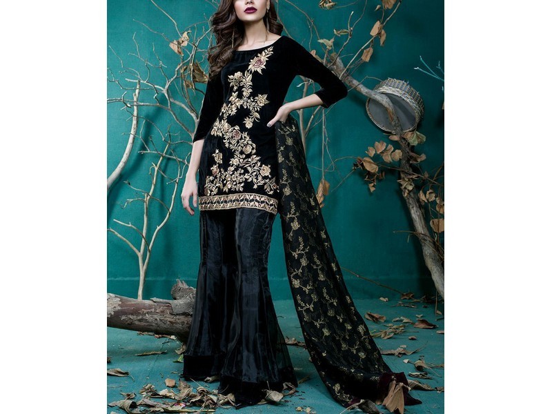 Zainab Chottani Formal Velvet Winter Collection 2021