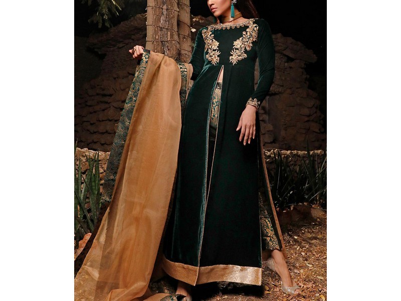 Zainab Chottani Formal Velvet Winter Collection 2021