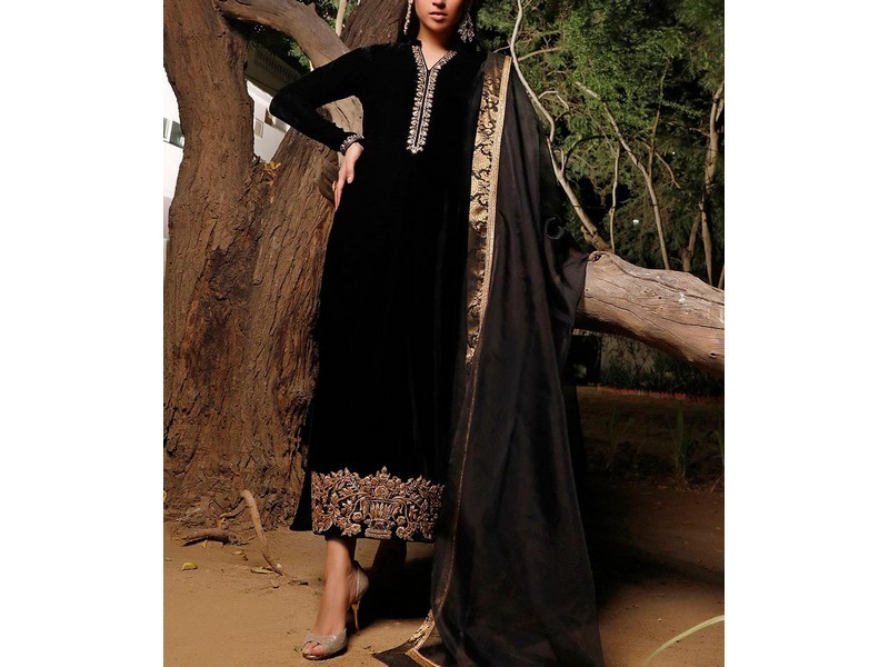 Zainab Chottani Formal Velvet Winter Collection 2021