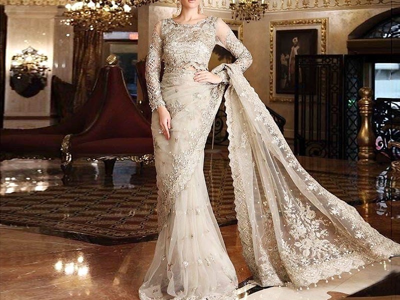 Trend of Saree Dresses for Wedding in Pakistan