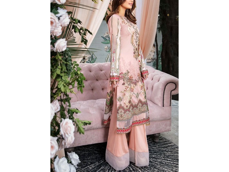 Motifz Summer Lawn Collection 2021