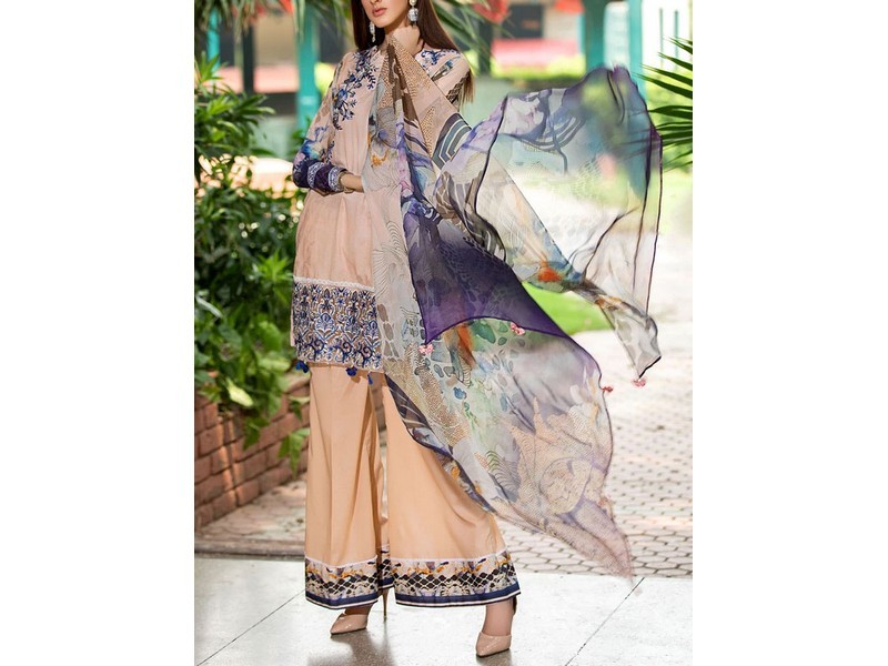 Motifz Summer Lawn Collection 2021