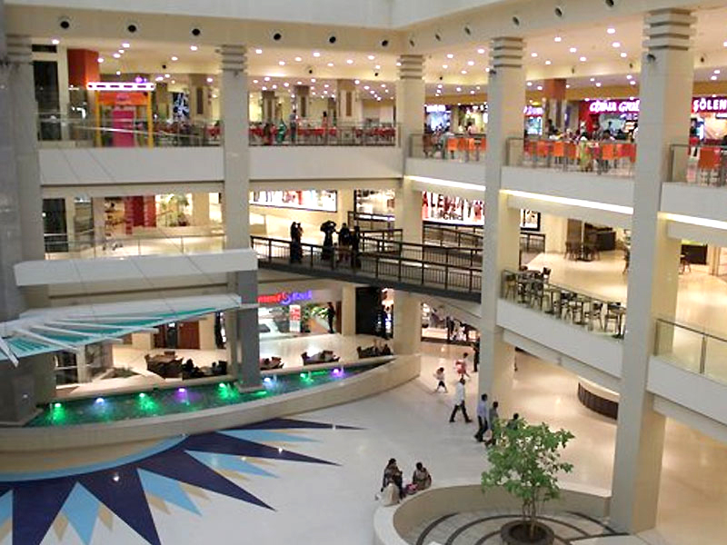 Top Shopping Malls or Places in Karachi