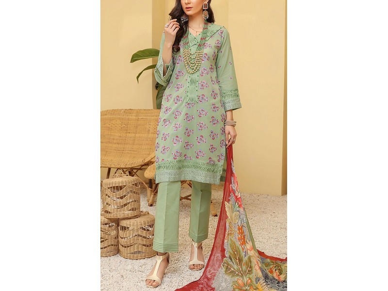 Sanam Saeed by Puri Fabrics Summer Lawn Collection 2021
