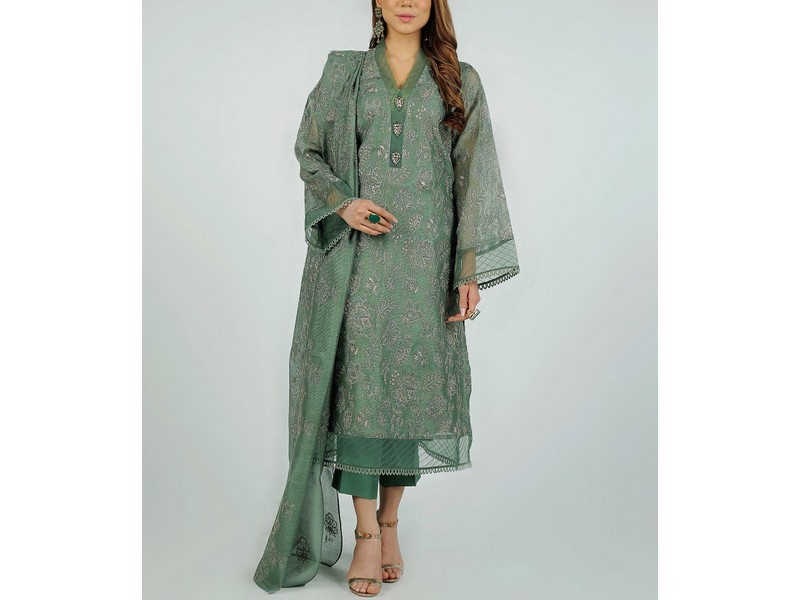 Bareeze Fancy Wedding & Party Wear Dresses 2021