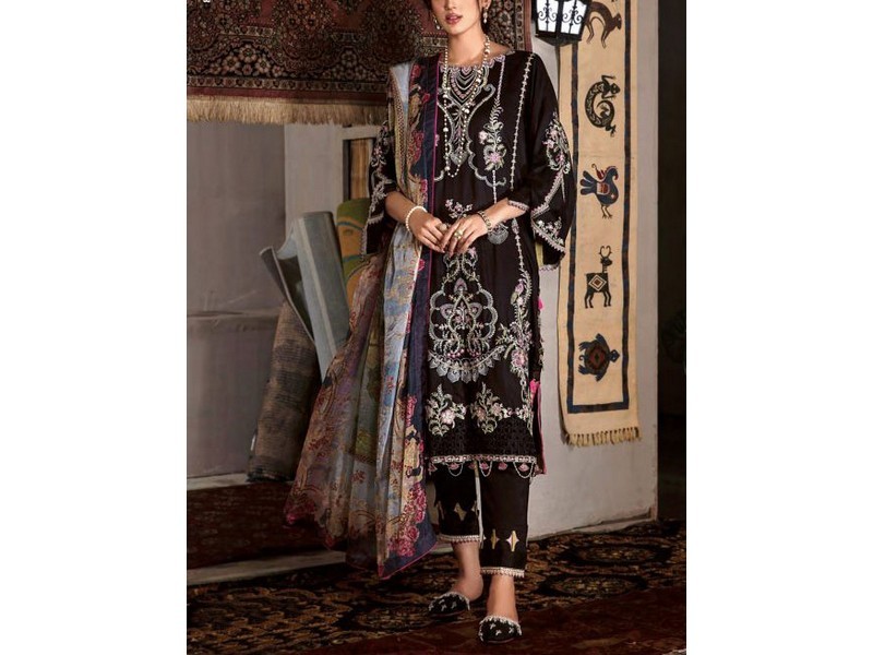 EshAisha Luxury Embroidered Winter Collection 2022