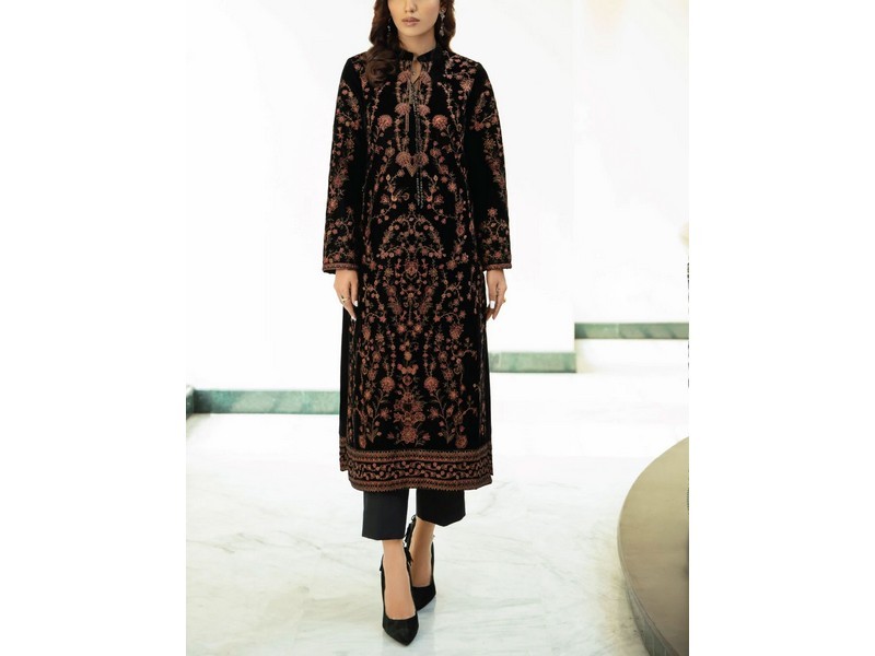 Iznik Luxury Velvet Dresses Collection 2022