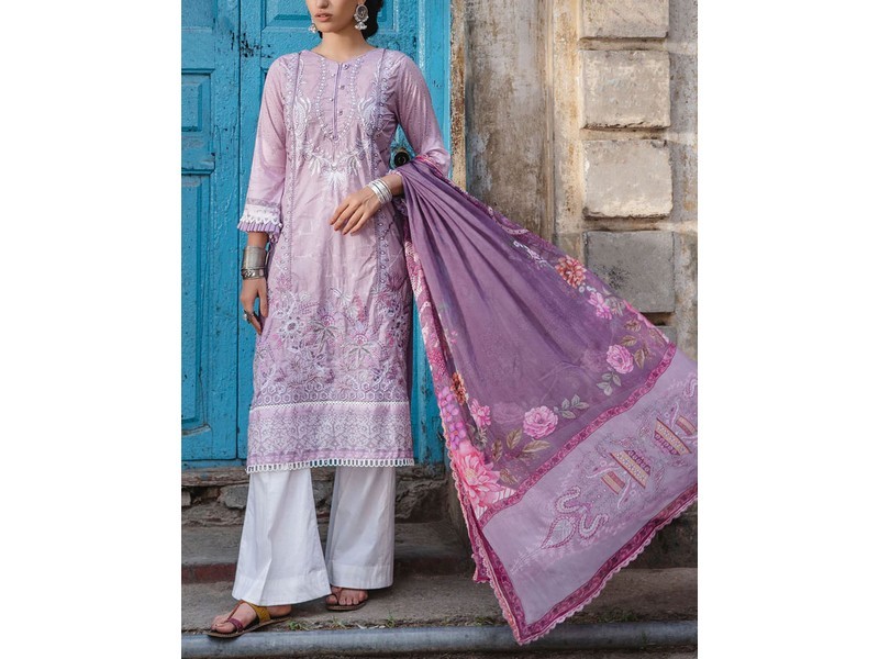 Motifz Summer Lawn Dresses Collection 2022