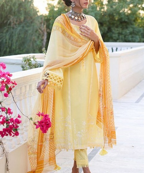 Nida Azwer Unstitched Summer Lawn Collection 2022