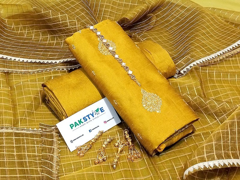 Banarsi Style Raw Silk Dresses 2025 Online in Pakistan