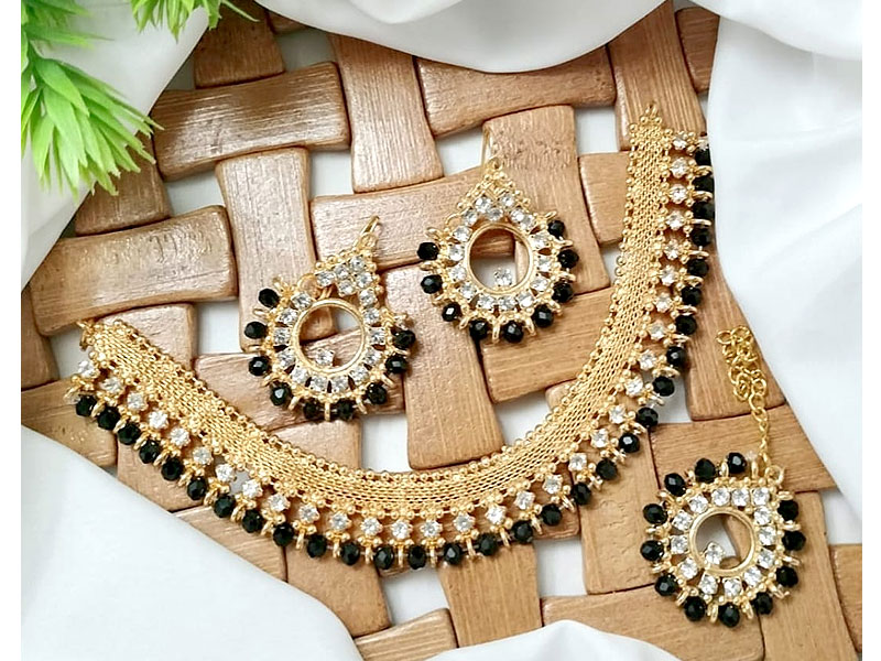 Elegant Black Stones Golden Jewelry Set with Earrings & Tikka Price in Pakistan