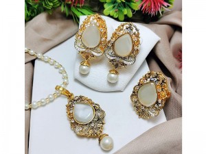 Egyptian Necklace Set with Adjustable Ring Price in Pakistan
