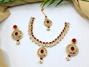 Elegant Golden Jewelry Set with Earrings & Tikka Price in Pakistan