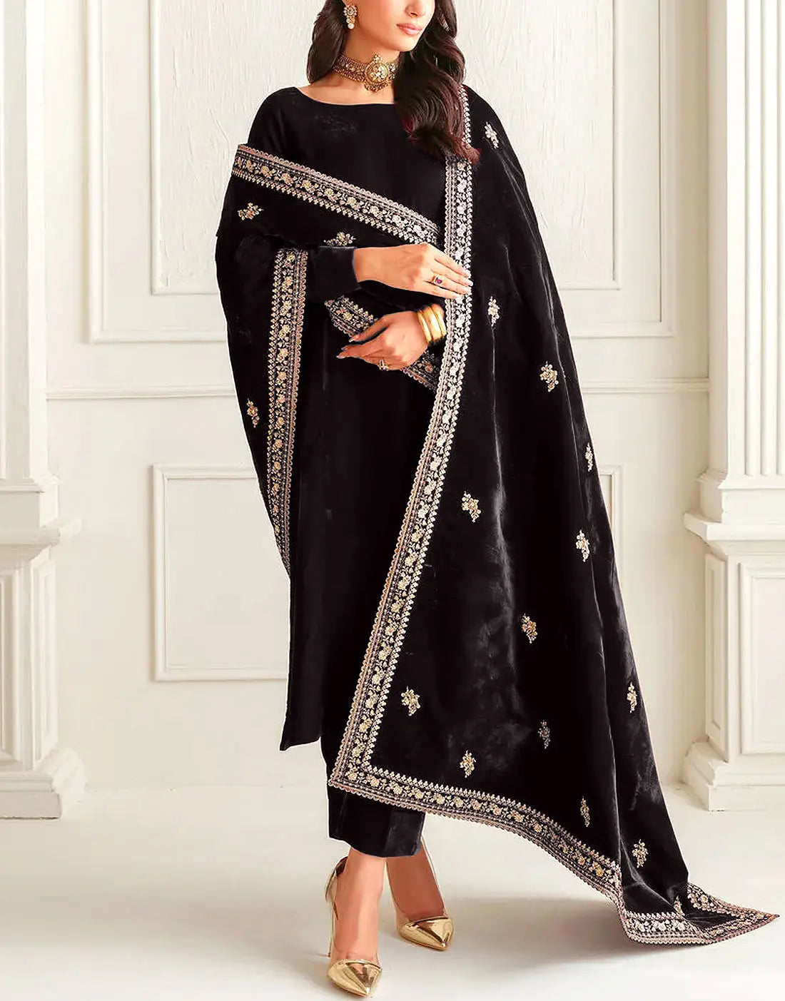 Heavy Embroidered Black Velvet Bridal Shawl for Wedding Wear