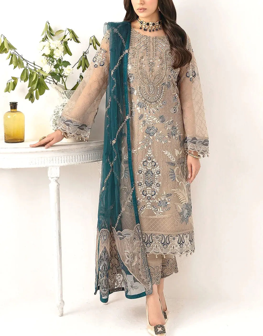 Elegant Heavy Embroidered Chiffon Wedding Dress with Emb. NET Dupatta