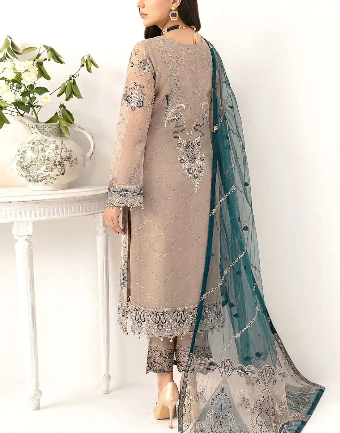 Elegant Heavy Embroidered Chiffon Wedding Dress with Emb. NET Dupatta