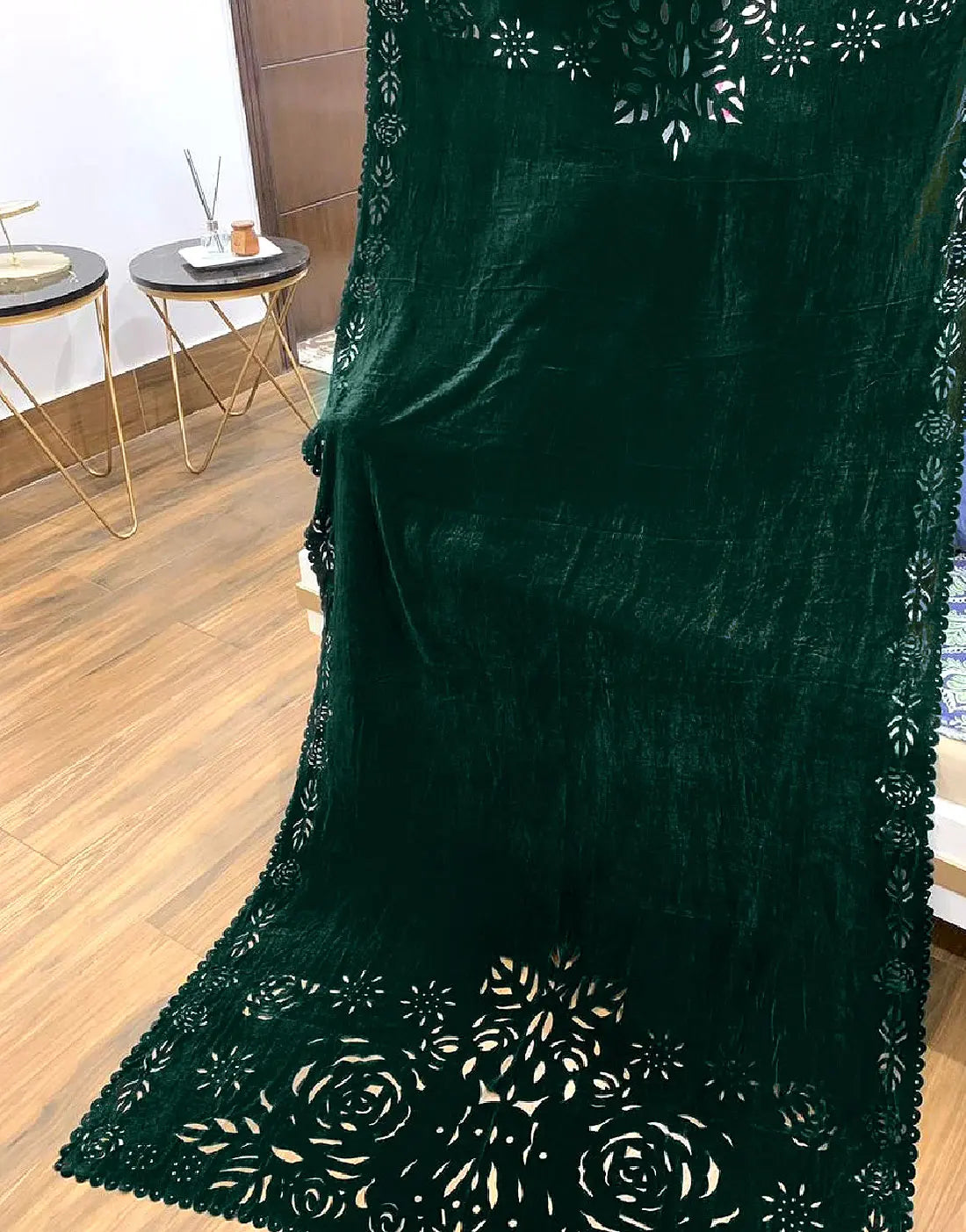 Laser Cutwork Emerald Green Velvet Shawl for Women