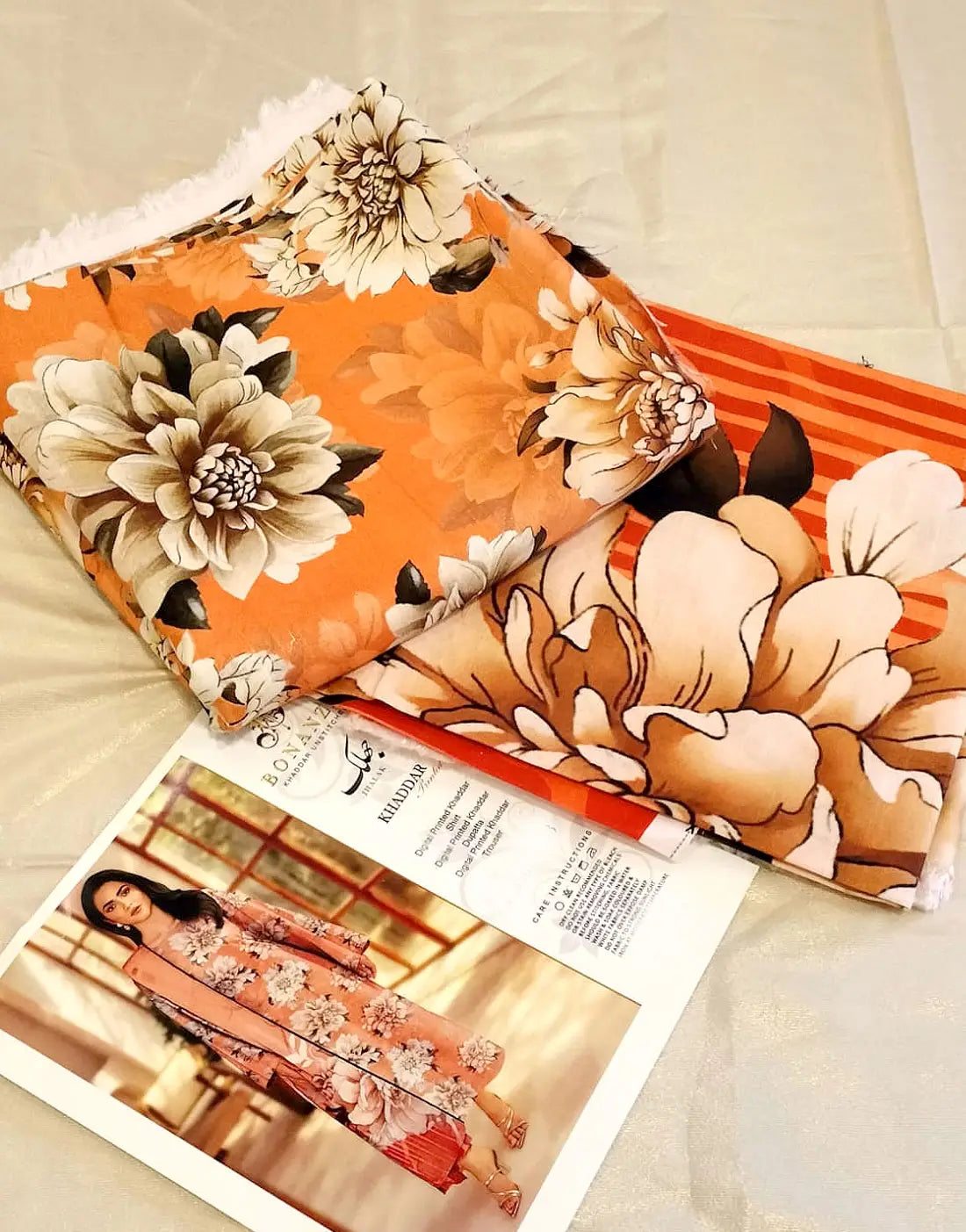 IB Jhalak 3-Piece Digital Print Khaddar Dress with Khaddar Dupatta